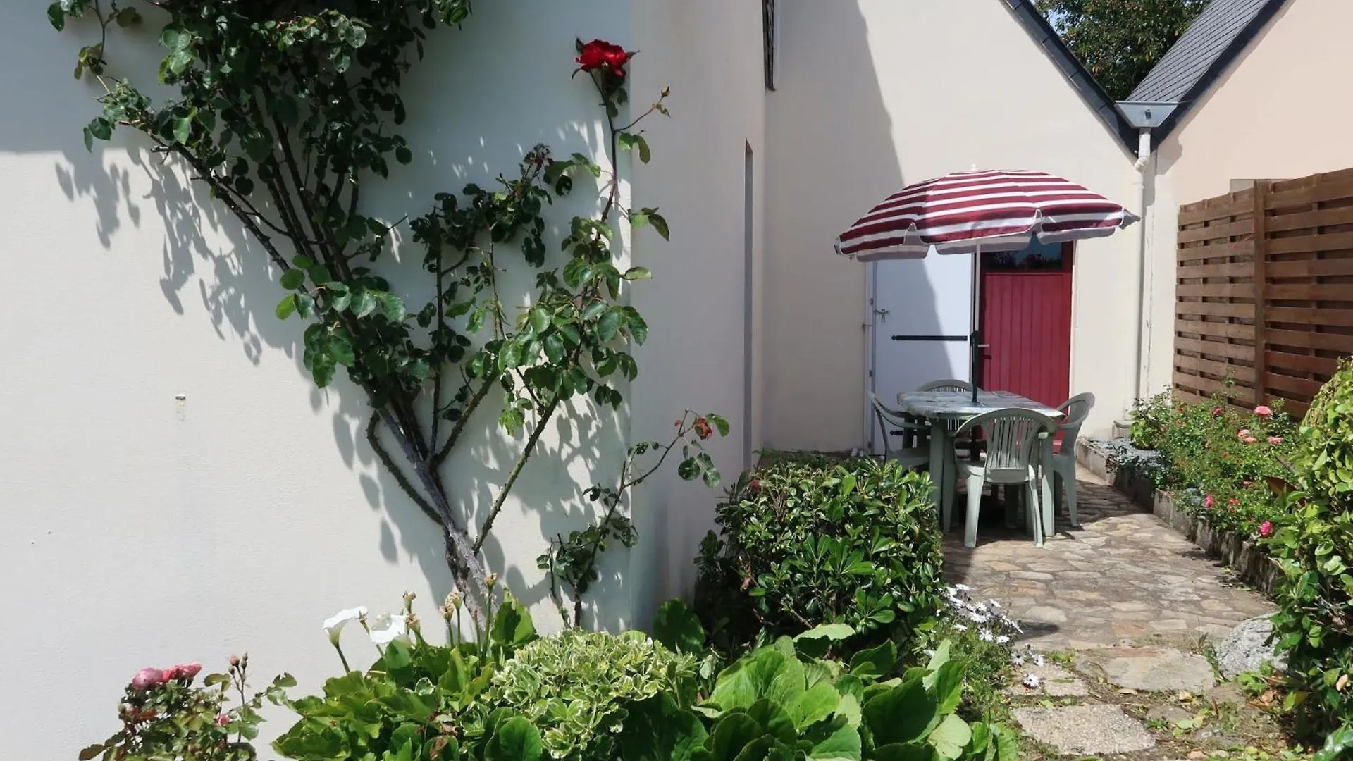 Holiday Home Tal Ar Mor - Lpu100 By Interhome Le Pouldu